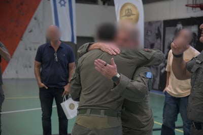 מתוך 1,000 מועמדים, רק שמונה לוחמים עברו את מסלול ההכשרה לימ"מ  | תיעוד