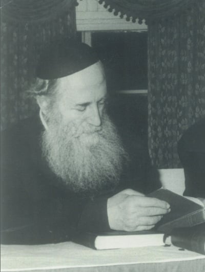 רבי שרגא גרוסברד במבחן ארצי לנוער במשנה