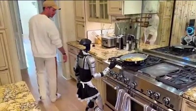 ניסיון
הבישול שהסתבך:
סרטון ויראלי 'קורע' חושף את
מגבלות הרובוט דמוי אדם |
צפו