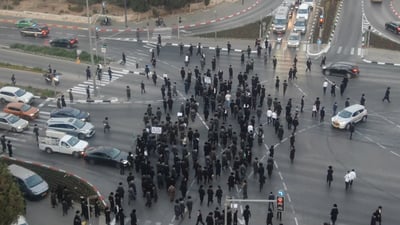 כביש 1 נחסם: העדה החרדית מתחילה במערכה כבירה
