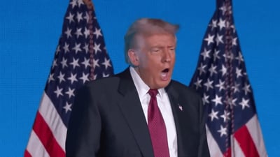 טראמפ רוקד לצלילי YMCA