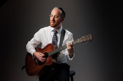 נפתלי קמפה משיק את אלבומו החדש: "עד שיבוא משיח"