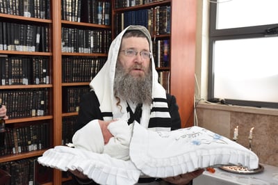 שמחת הברית לנין האדמו"ר מאשלג, ונכד להרב שמעלקא בידרמן