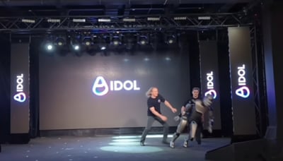 הרובוט צונח באפיסת כוחות