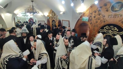 ערב שבת מברכים כסלו באתרא קדישא מירון