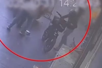 השטרות נופלים מאופני הגנב