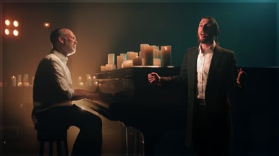 יונתן רזאל ושולם למר בקליפ מרגש: "עוד ריקוד אחד"