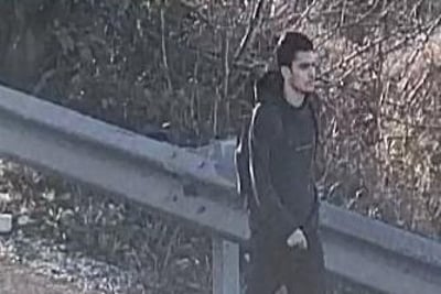 המחבל כפי שזוהה במצלמות האבטחה