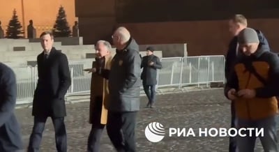 ויטקוף בכיכר האדום