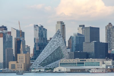 ניו יורק, ארצות הברית – מעל 100 מיליארדרים