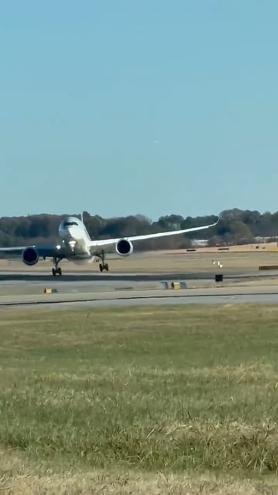 המטוס נוחת - ונאלץ להמריא מחדש