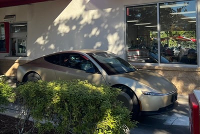 טסלה סייברקאב