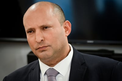 בנט עולה להתקפה נגד נתניהו: "בלשכתו התרחש אירוע הבגידה החמור בתולדות המדינה"