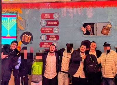 חלק מבני המשפחה