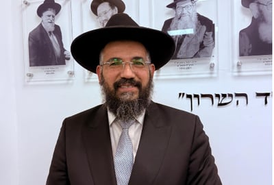 רבה של הוד השרון הרב ארז אלחרר