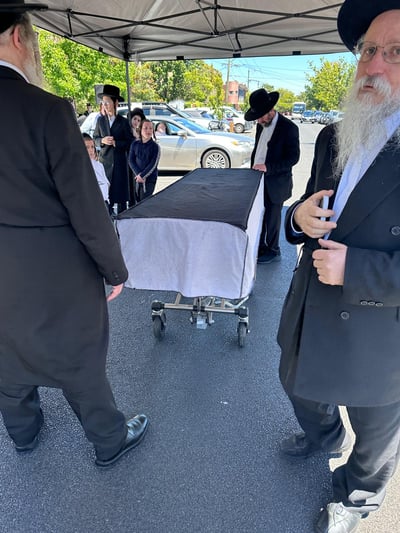 הלוויית הרבנית בעק ע"ה באוסטרליה