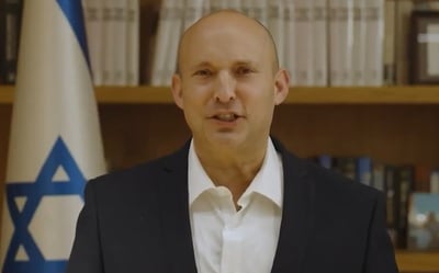 נפתלי בנט בסרטון תמיכה: "לכל הגיבורים באיראן אתם לא לבד"  