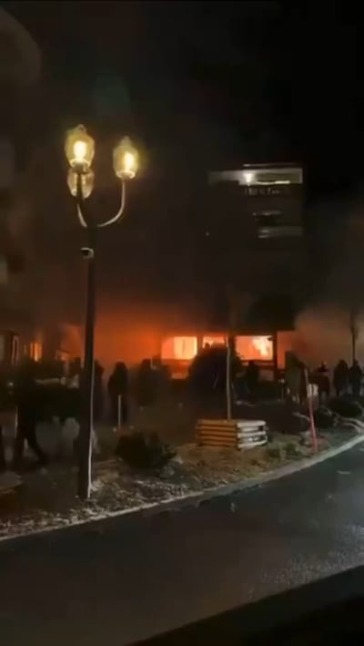 חשד לפיגוע בשוויץ: עשרה בני אדם נהרגו בפיצוץ ענק באירוע המוני - כך נראתה הזירה