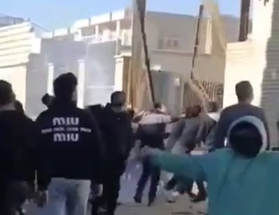 המהומות בעיר פאסה, ניסיון פריצה למשרד המושל