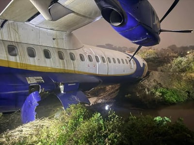 המטוס לאחר ההחלקה על המסלול