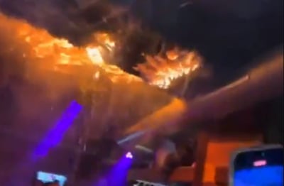 הרגעים הראשונים של השריפה