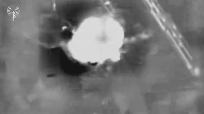 נוסעים ברכב וחוטפים טיל מהאוויר: כך חוסלו שני מחבלי חיזבאללה בלבנון | צפו