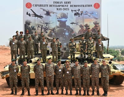 לוחמים ובכירים בצבא הודו