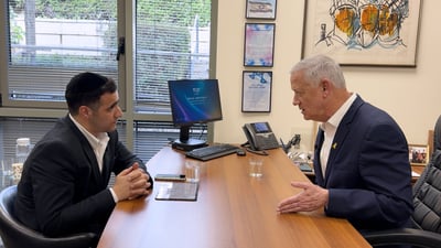 בני גנץ חושף: הפגישה בה החרדים הציעו לי לעמוד בראשות הממשלה | זו הסיבה שסירב