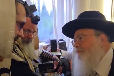 הגאון הרב שלמה סניור בשיחה עם הגאון הינוקא