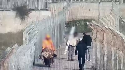 ציוד רפואי חיוני לילדים נגנב מהמרפאה; כך נתפסו שני הגנבים צועדים | צפו