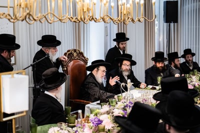 הועידה של פאפא במונסי