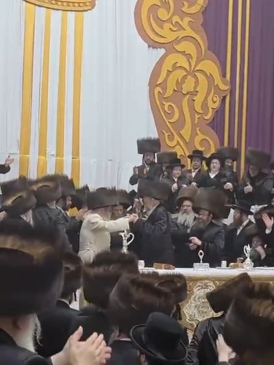 נשברו המחיצות: לאחר של 20 שנה – אב"ד סאטמר בורו פארק נכנס למעוז של גיסו בוויליאמסבורג