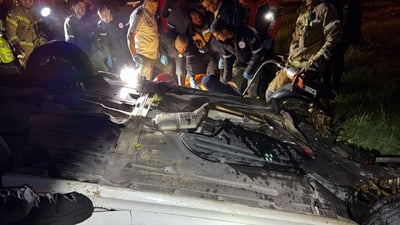 הרכב התהפך לוואדי בכביש 6; שניים נהרגו במקום ושניים נפצעו קשה