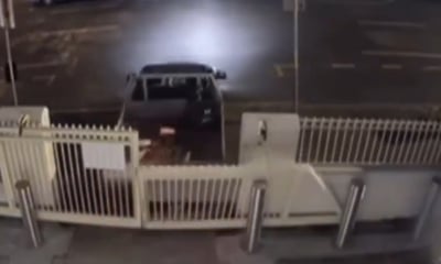 החשוד נוגח עם הרכב בשערי בית הכנסת