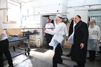 הגר"ש גלאי באפיית מצות