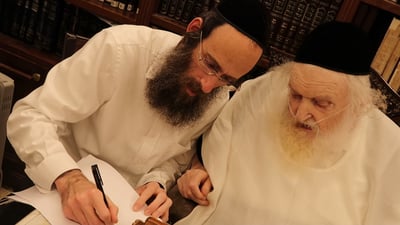 "נבלה נעשתה": תיעוד חסר תקדים של הגר"מ שטרנבוך מול פרעות הסיקריקים 