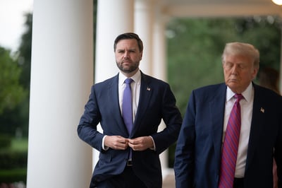 מפקד סנטקום תדרך את טראמפ על תקיפה באיראן; סגן הנשיא מעביר מסר ברור לנשיא: "אין שום סיכוי"