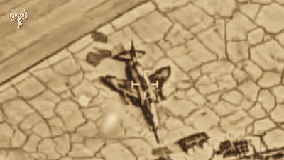 כך זה נראה באיראן: מטוסי קרב שהוכנו להמראה מושמדים על הקרקע | צפו