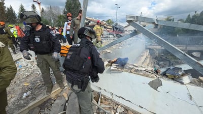 פיצוצים באיראן, הודעת פינוי בלבנון | צה"ל תקף את מתחם תאגיד השידור בטהרן