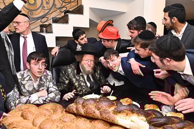 הגאון רבי שלום בער סורוצקין בפורים