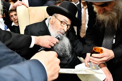 חתונת נכדו של הגר"י עדס