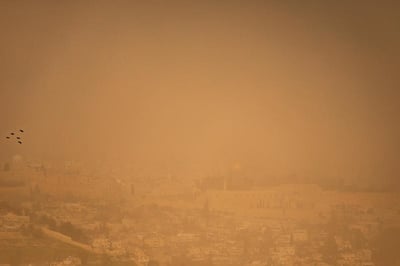 התחזית: גשמים מקומיים, אובך, הגבלות ראות, גשמים וסופות חול