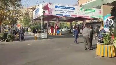 תחנת דלק מושבתת באיראן במלחמת עם כלביא