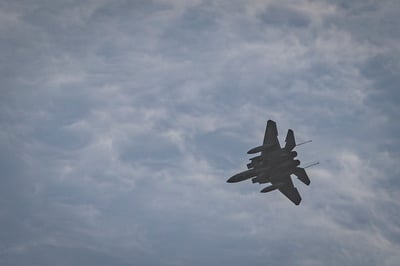 מטוס קרב בדרכו לאיראן