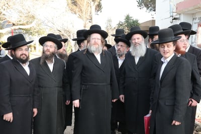 הרה"צ רבי ישראל מנחם אלתר בביקור בדימונה