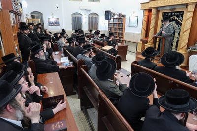 עצרת ההספד בקרעטשניף סיגעט