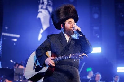 הרשי רוטנברג מחדש את שיר הפסח שלו: "פסח אויף דער נאכט"