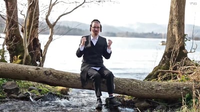 אברומי סמט בסינגל קליפ חדש: "פתחו לי"