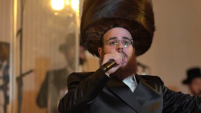 יודי ביאלוסטוצקי בביצוע היצירה חדשה: "שירת מרים"