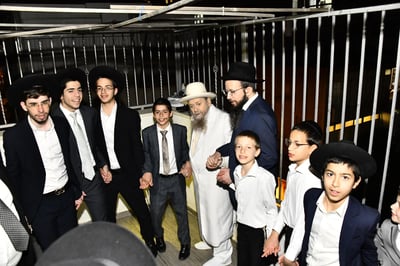 מוצאי שבת הגדול אצל המקובל רבי דוד בצרי